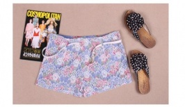 Sweet Lace Flower Printed Shorts With Belt - Click Image to Close