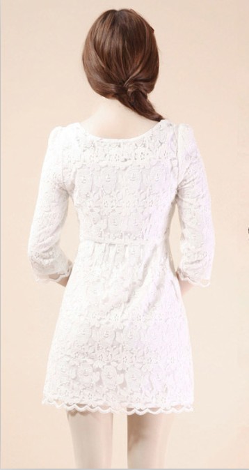 vestido de estilo hermoso con encaje de color blanco