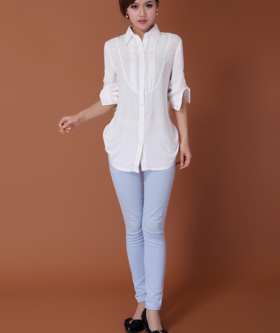 blusa de mangas largas de color blanco se vende bien